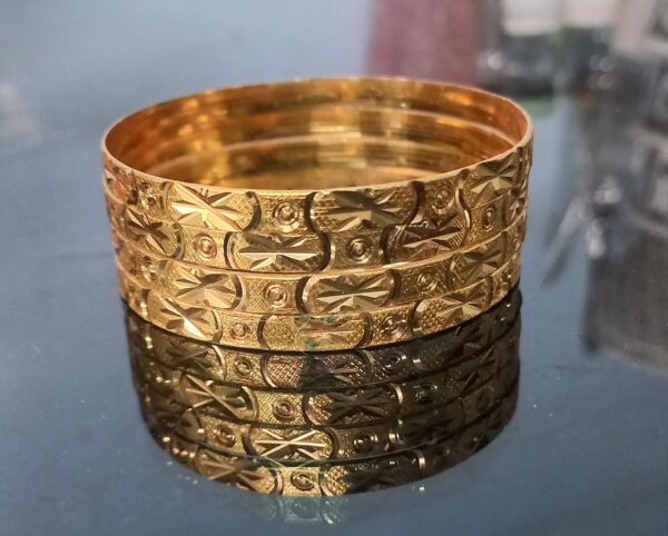 ARTIFICIAL GOLDEN BRACELET TAMTO JEW 001 (Kangan)